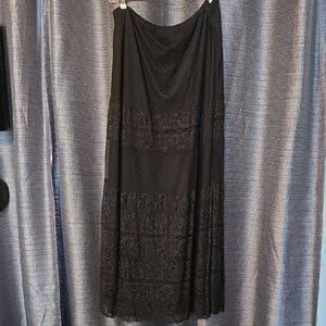 Apostrophe Elegant Black Lace Women's Skirt